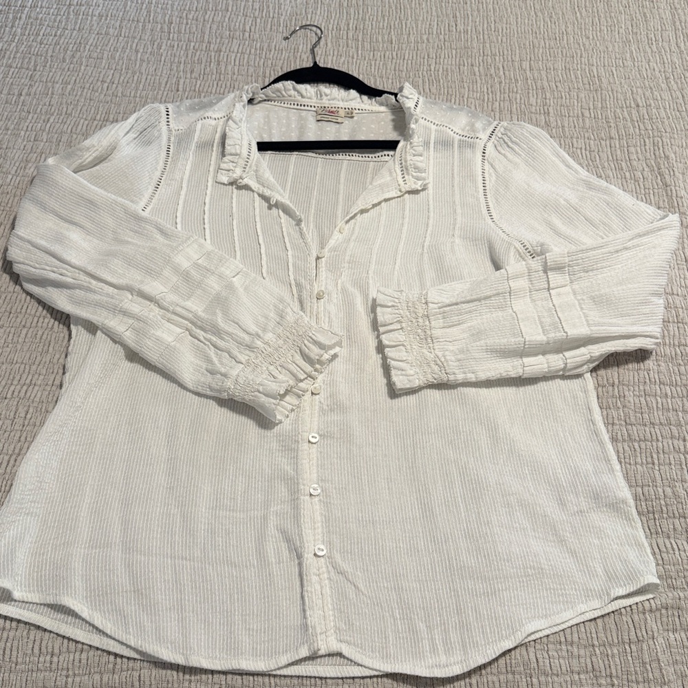 Faherty willa button front peasant blouse. - Picture 3 of 5